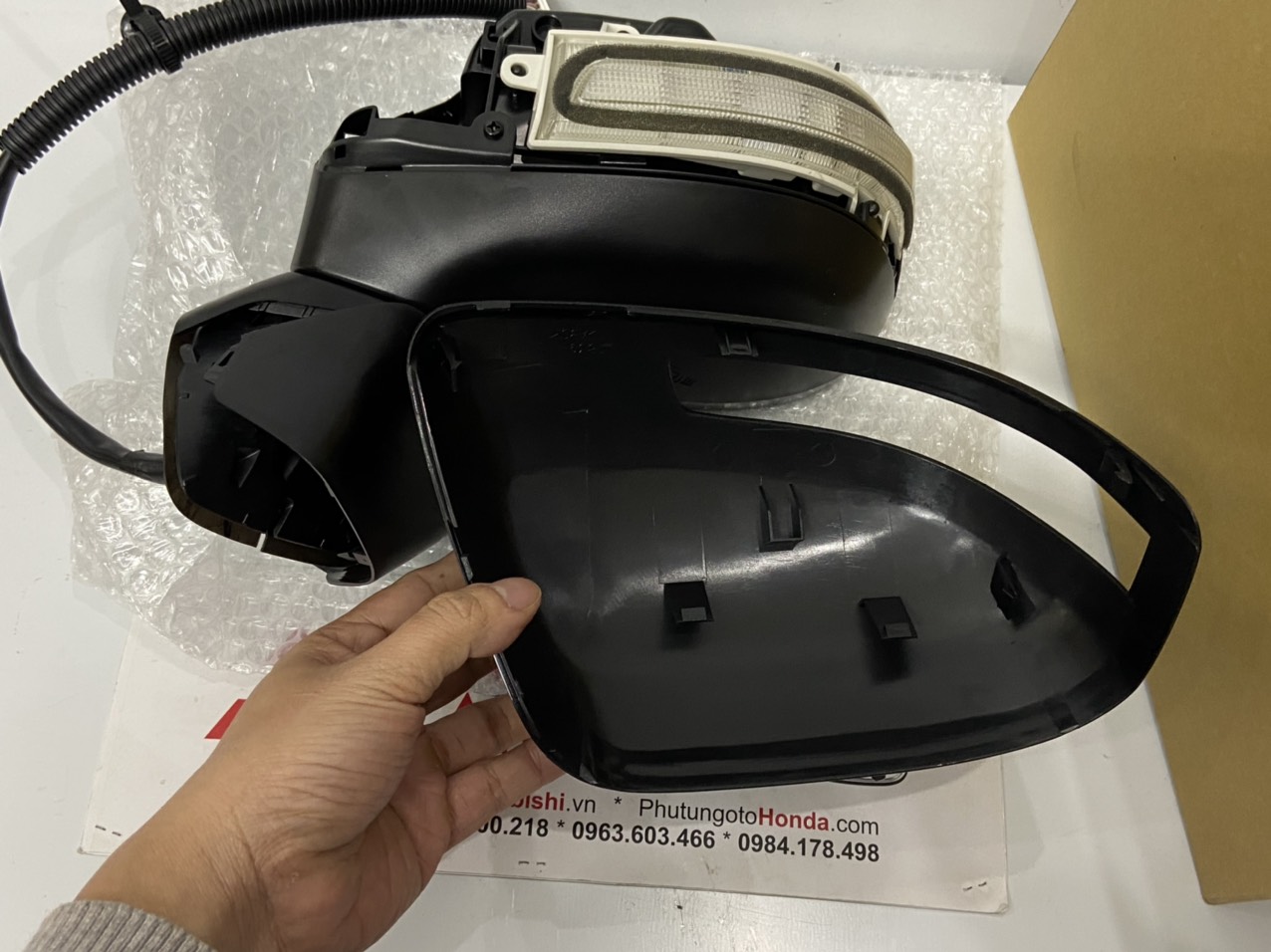 Gương chiếu hậu bên phụ xe Honda CIVIC 2013